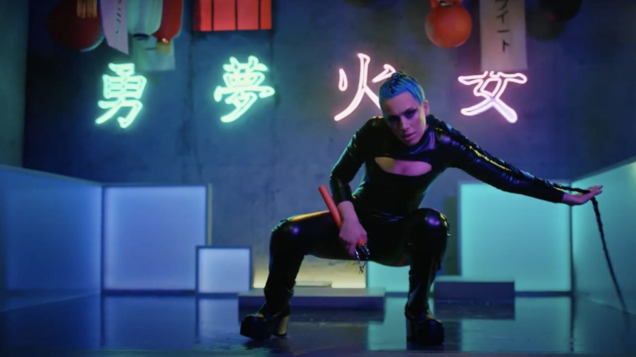 Escenografía neon 01